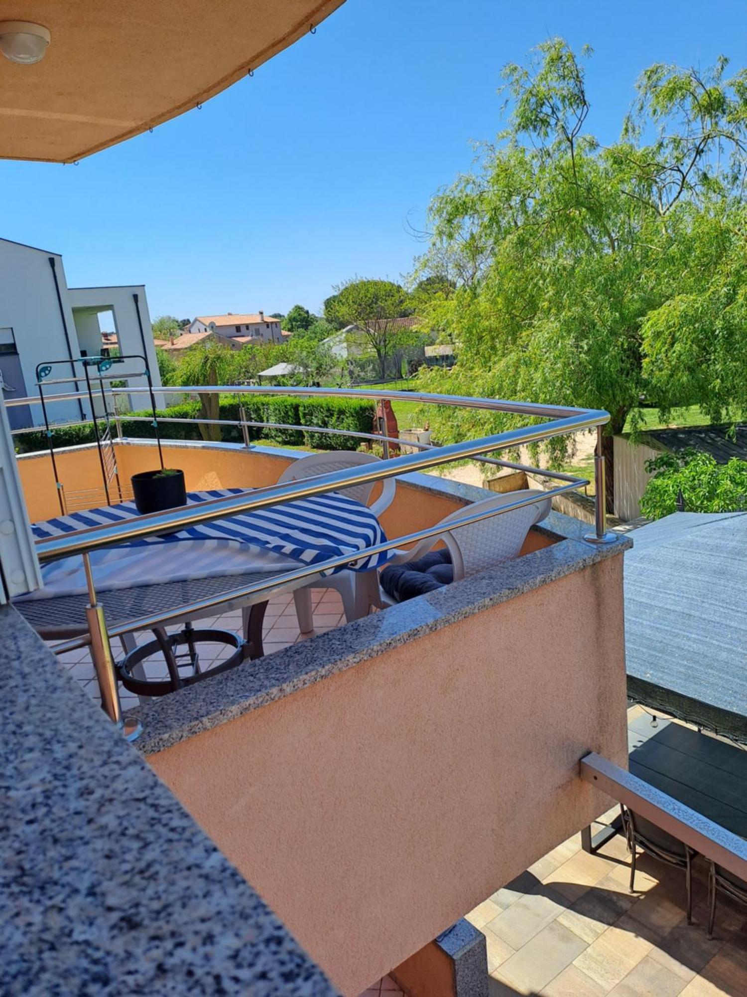 Apartman Valbandon 파자나 외부 사진
